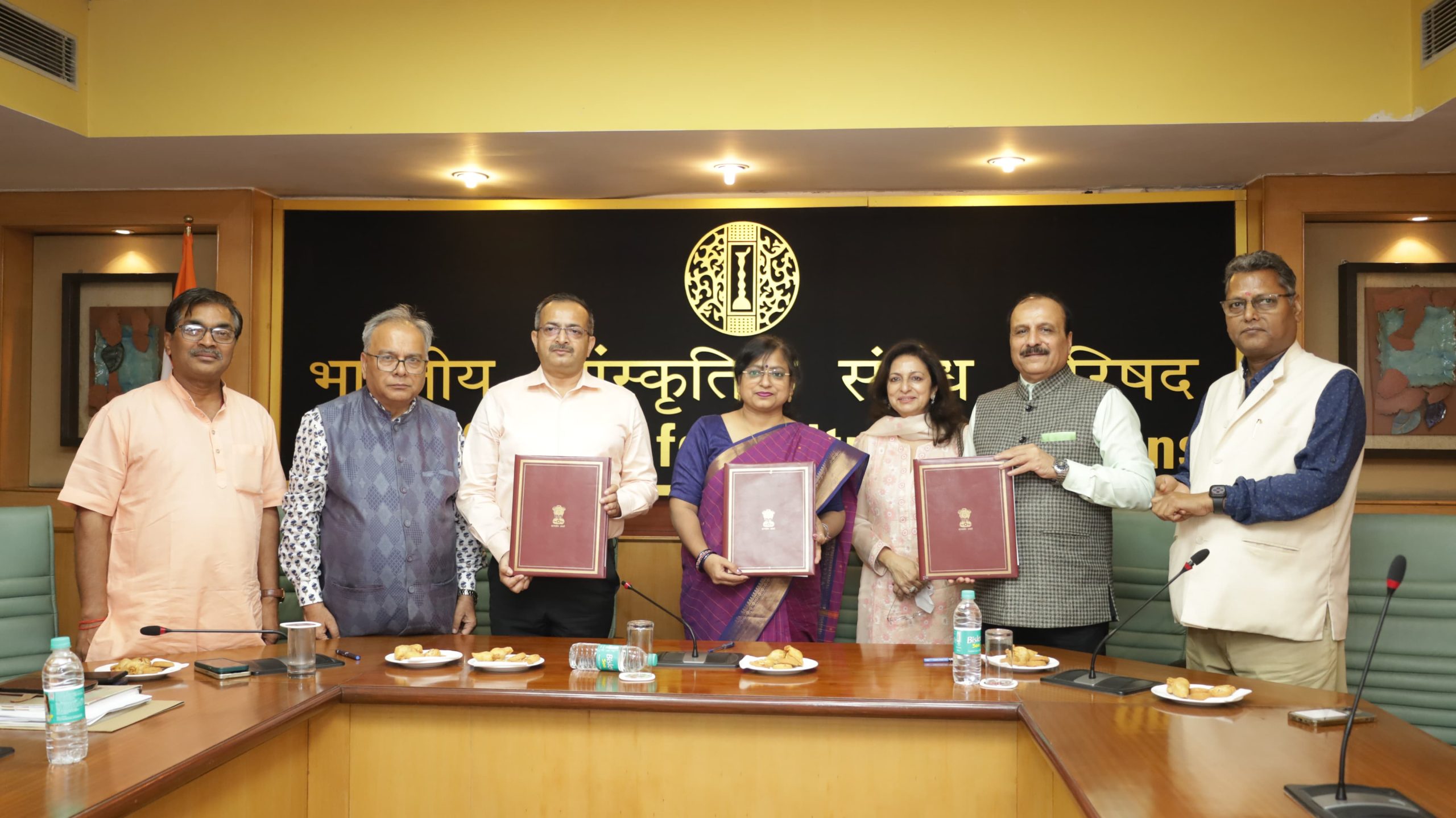 ICCR, Roots 2 Roots and UP Rajarshi Tandon Open University
