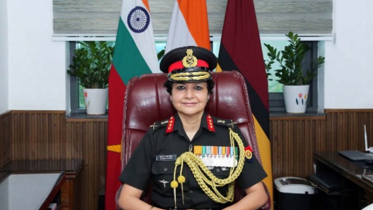 कौन हैं लेफ्टिनेंट जनरल साधना सक्सेना नायर? जानें सेना की पहली महिला डीजी मेडिकल सर्विस की प्रेरक कहानी