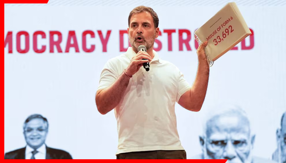 डबल वोटिंग के आरोपों में फंसे राहुल गांधी, चुनाव आयोग ने भेजा नोटिस, मांगे सबूत