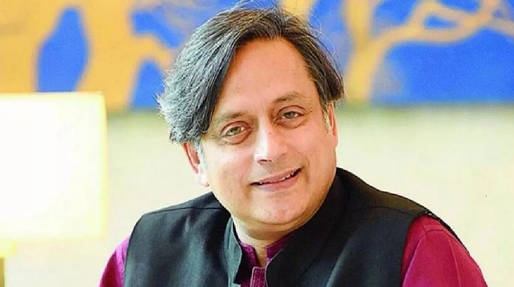 धनखड़ के इस्तीफे के बाद सस्पेंस: अगला उपराष्ट्रपति कौन? थरूर का बयान बढ़ा गया हलचल!
