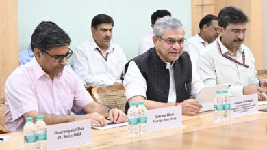ZOHO App: Microsoft को कहा टाटा, ज़ोहो की ओर बढ़े मंत्री वैष्णव – क्या अब भारत में शुरू होगी डिजिटल स्वदेशी क्रांति?