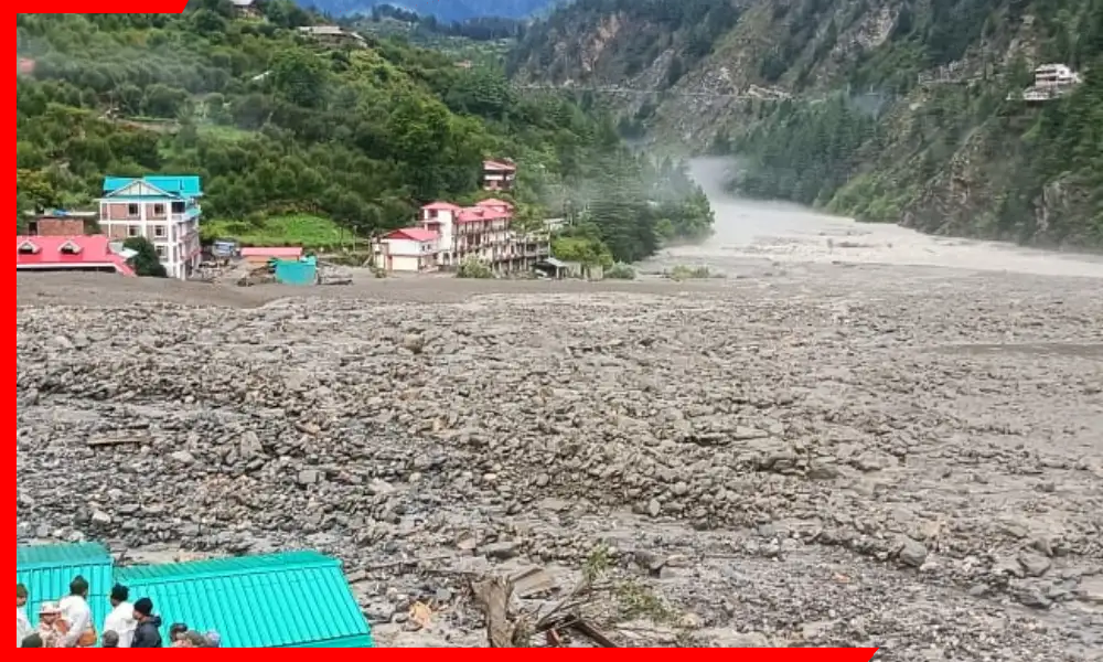 उत्तराखंड में फटा बादल, भारी तबाही से मचा हाहाकार; मलबे में दबी कई इमारतें, कई लोग बेघर