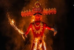 रावण के पुतले? जानिए अनोखी परंपरा