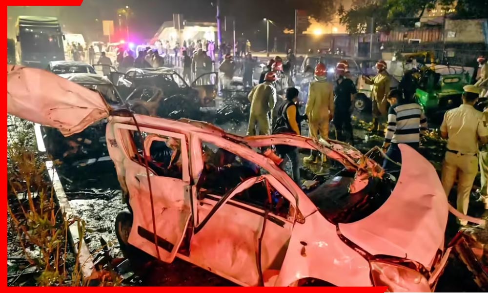 Delhi Car Blast LIVE: हरियाणा नंबर की i20 कार का रहस्य! नदीम के नाम पर रजिस्टर्ड गाड़ी ने बढ़ाई सनसनी
