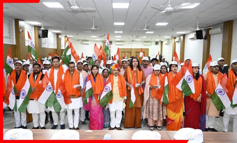 भाजपा प्रदेश कार्यालय में गूंजा “वंदे मातरम्