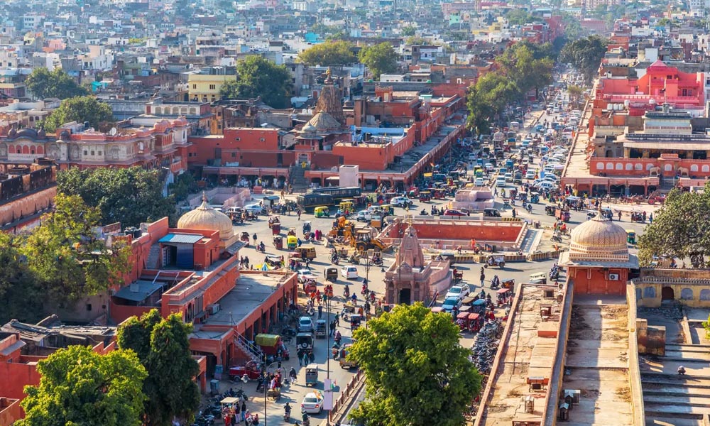 जयपुर में दर्दनाक घटना: नकल पकड़े जाने के बाद छात्र ने 12वीं मंजिल से लगाई छलांग