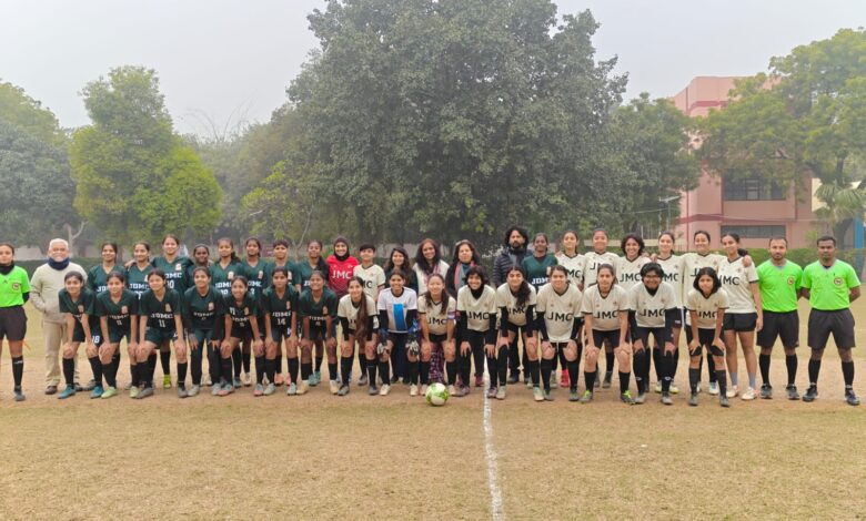 DU women football championship