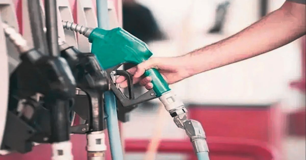 Petrol Diesel Restrictions: पश्चिम एशिया संकट का असर हुआ कम, 1 जुलाई से पेट्रोल-डीजल बिक्री पर लगी सभी अस्थायी पाबंदियां खत्म